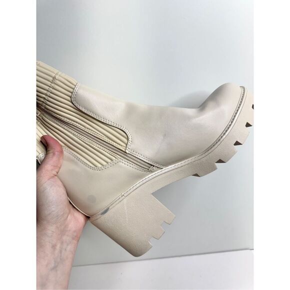 Bar III Boots Cream Chunky Heel Size 11 Womens Ribbed Ankle Booties Side Zip - Picture 6 of 8